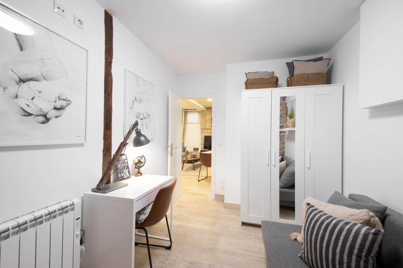 Bell Tower With Ac By Santiago Apartment San Sebastian Luaran gambar